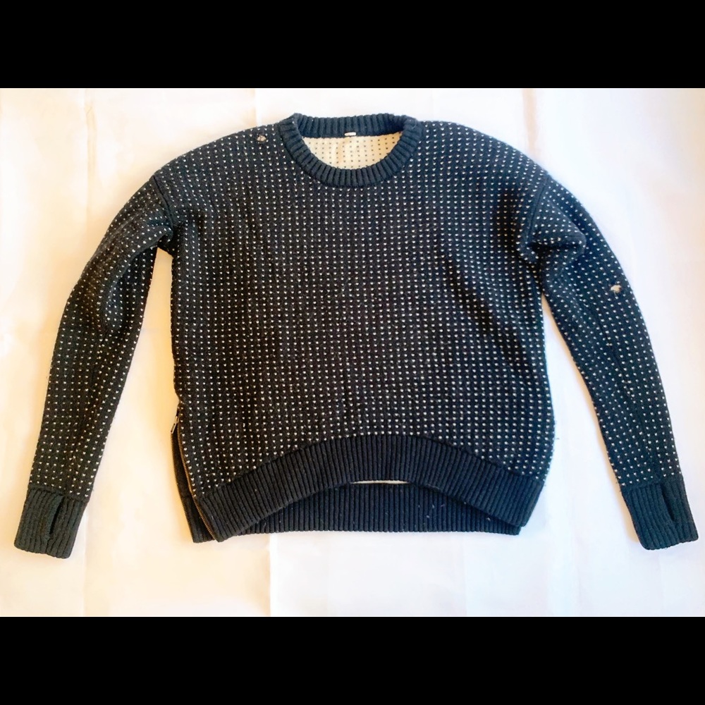 Lululemon Reversible Yogi Crew Neck Wool Sweater